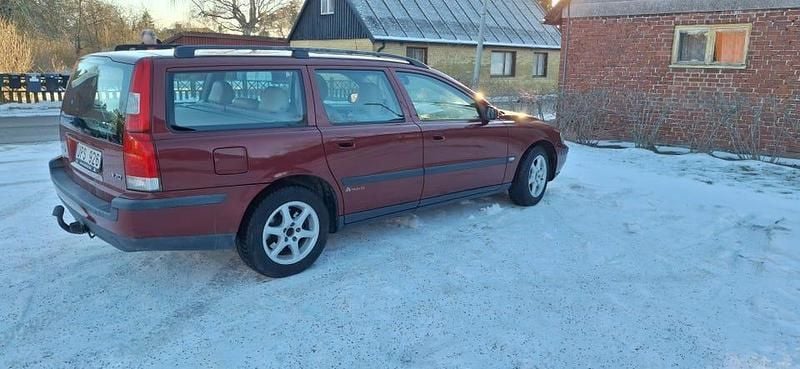 Begagnad Volvo V70 140 HK (102 kW) 2004 Kombi