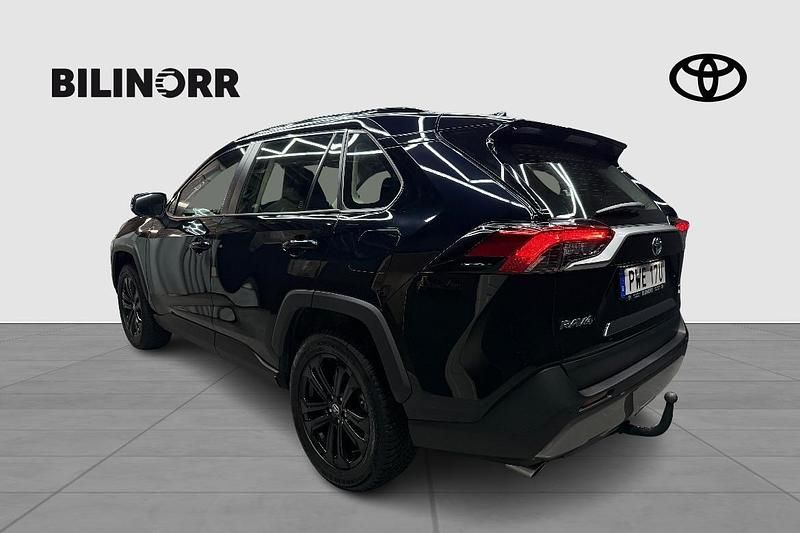 Begagnad Toyota RAV4 Hybrid 2023 Svart SUV