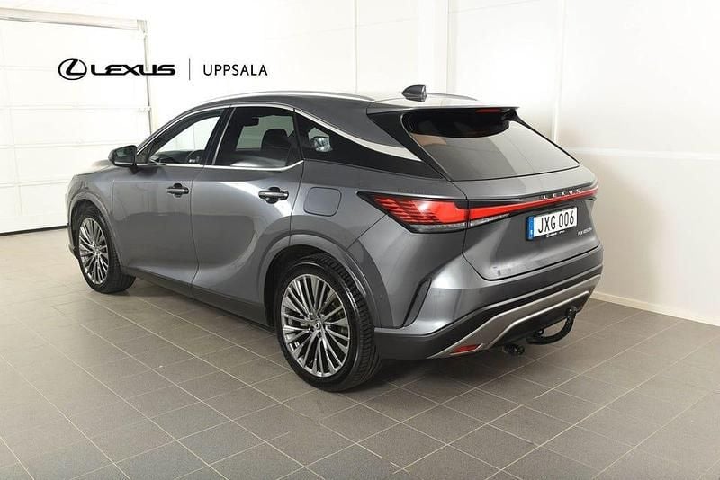 Begagnad Lexus RX450h+ Luxury Line 309 HK (227 kW) 2023 Gråmetallic SUV
