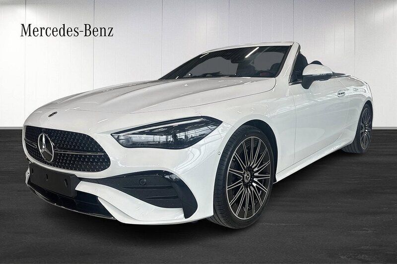 Vit Ny 2024 Mercedes CLE200 Premium Halvkombi | 704 900 kr - Bild 1/4