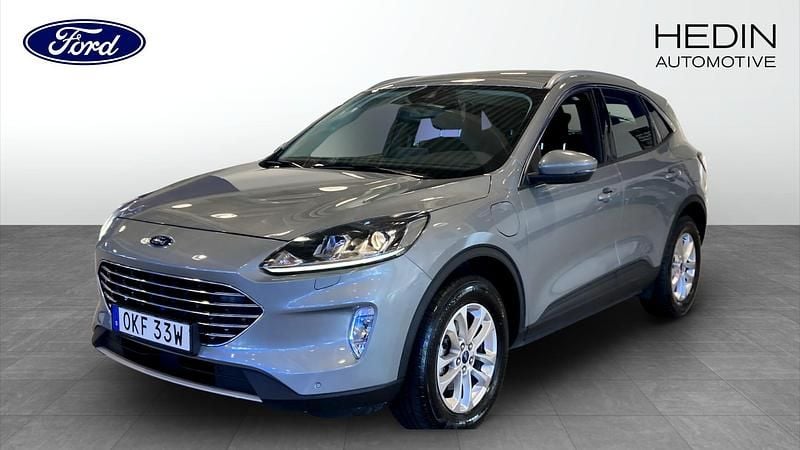 Grå (grey) Begagnad 2023 Ford Kuga Titanium SUV | 254 900 kr (Marknadspris) - Bild 1/4