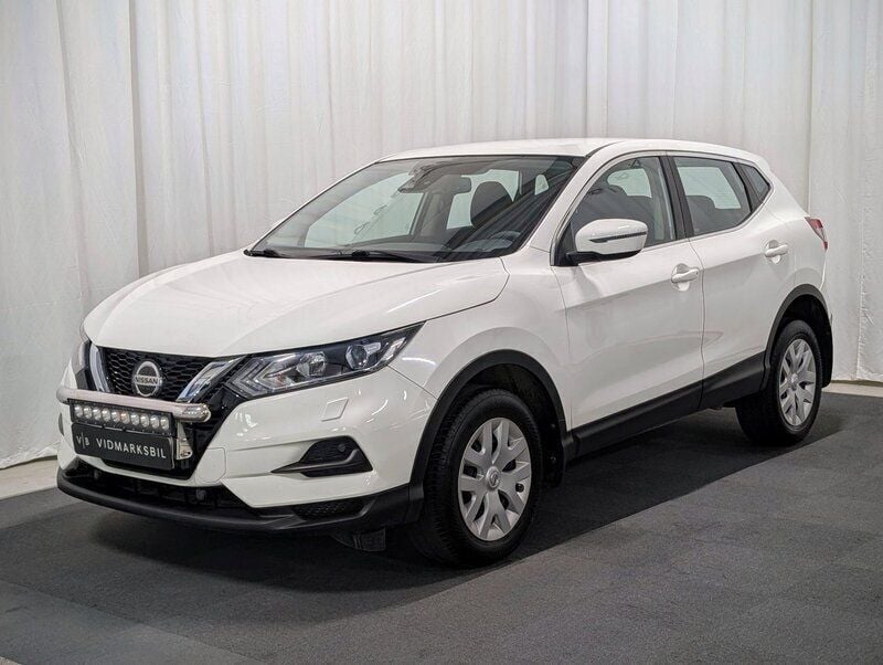 Vit Begagnad 2018 Nissan Qashqai SUV | 118 900 kr (Bra pris) - Bild 1/4