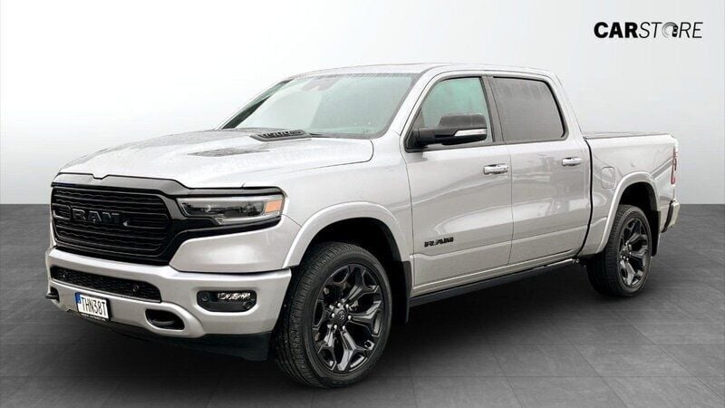 Silver Begagnad 2022 RAM 1500 Pickup | 819 900 kr (Dyr) - Bild 1/4