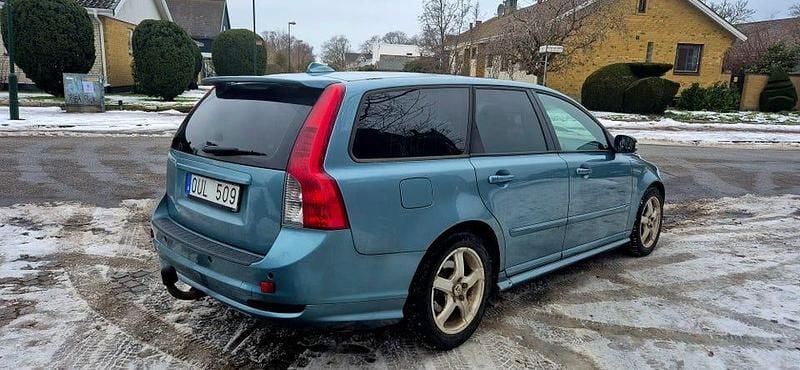Begagnad Volvo V50 R-Design 136 HK (100 kW) 2010 Kombi