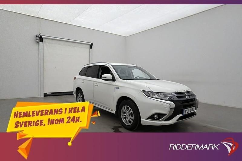 Begagnad Mitsubishi Outlander Edition 203 HK (149 kW) 2017 Vit SUV