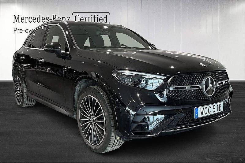 Begagnad Mercedes GLC300e AMG 204 HK (150 kW) 2025 Svart SUV