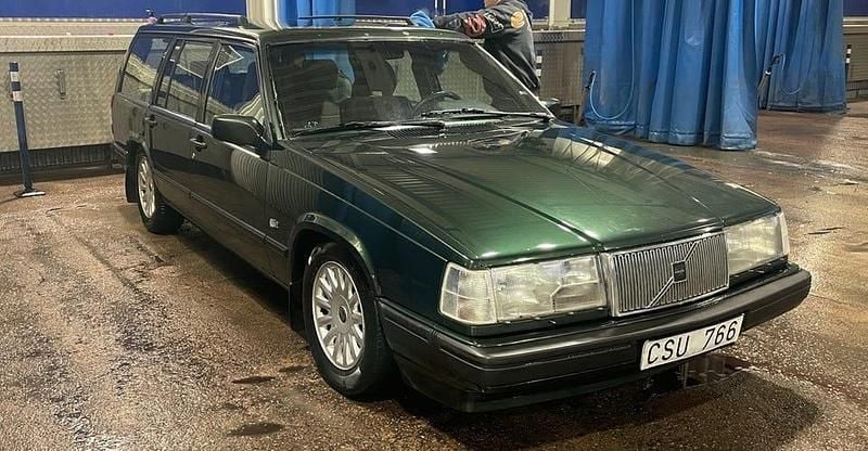 Begagnad Volvo 940 Standard 135 HK (99 kW) 1998