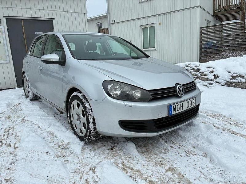 Begagnad VW Golf VI 122 HK (89 kW) 2010 Halvkombi
