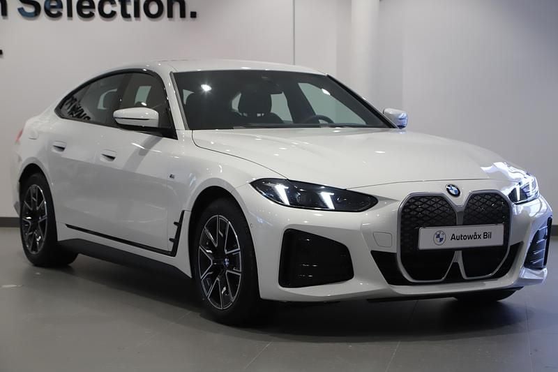 Ny BMW i4 M Sport 250 kW (340 HK) 2026 Vit Sedan