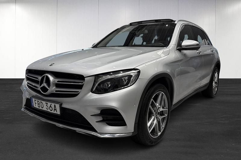 Silver Begagnad 2019 Mercedes GLC220 AMG SUV | 309 900 kr (Bra pris) - Bild 1/4