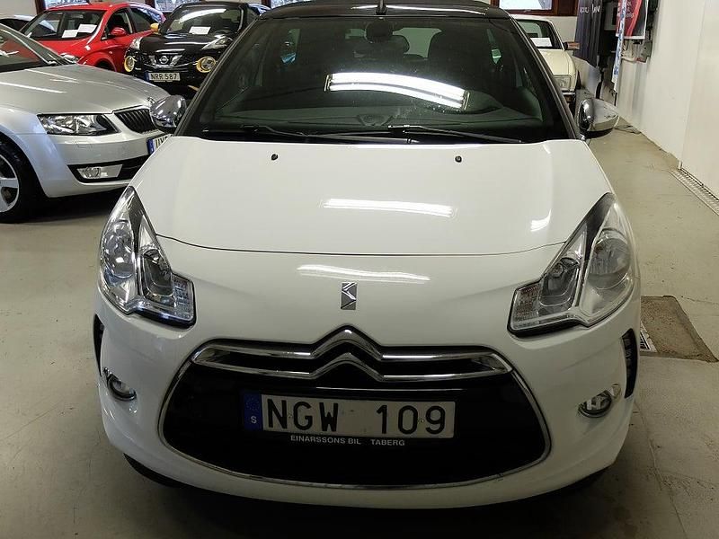Begagnad Citroën DS3 Cabriolet 92 HK (67 kW) 2013 Vit Cab
