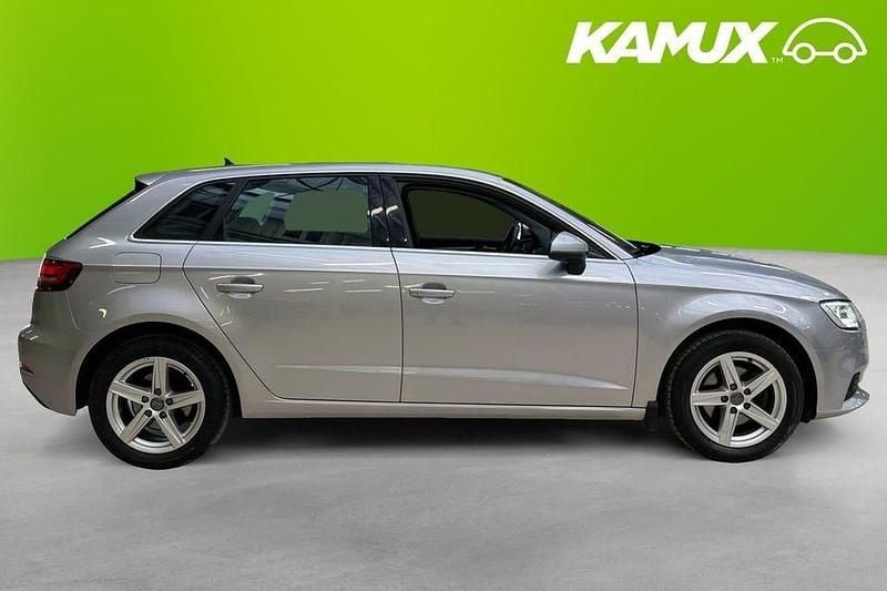 Begagnad Audi A3 Proline 150 HK (110 kW) 2019 Silver/grå Halvkombi