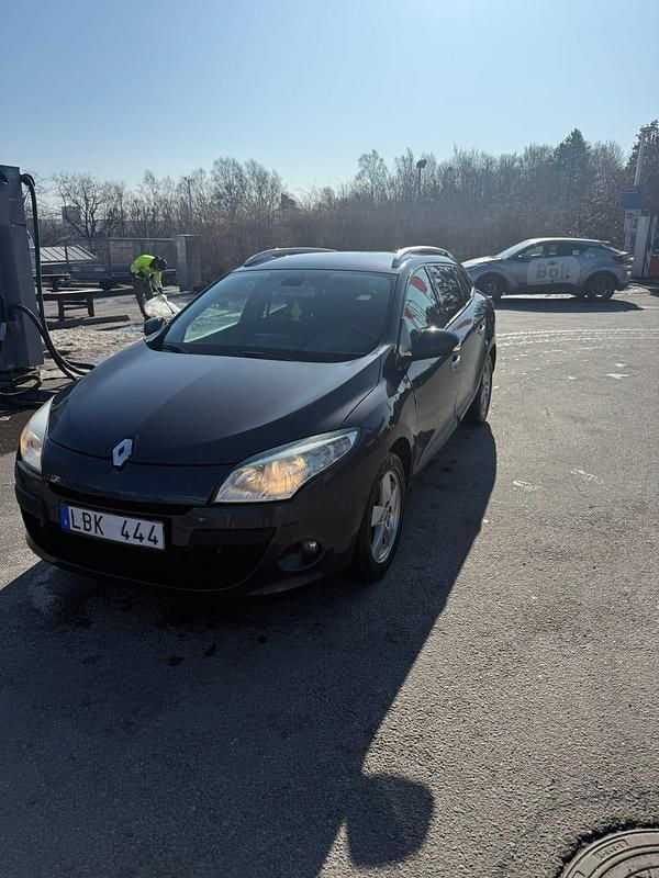 Begagnad Renault Mégane III 90 HK (66 kW) 2011