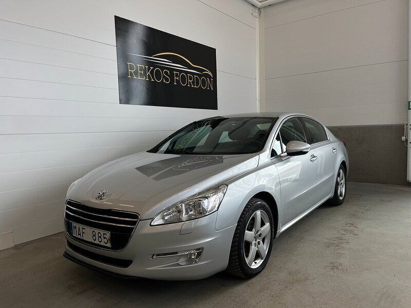Ljusgrå (grå) Begagnad 2011 Peugeot 508 Sedan | 69 900 kr (Lite dyr) - Bild 1/4