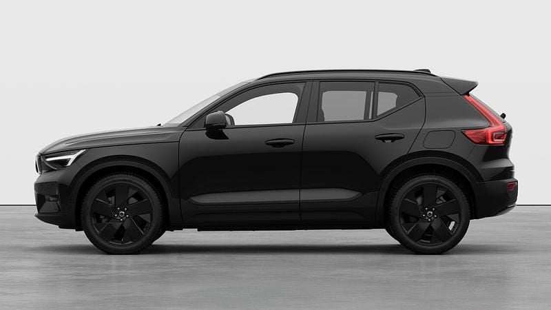 Begagnad Volvo EX40 Single Motor Extended Range 185 kW (252 HK) 2026 Svart SUV