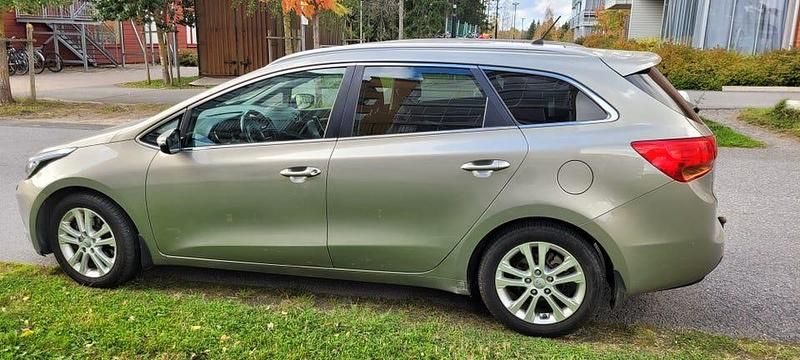 Begagnad 2015 Kia Ceed Sportswagon Kombi | 82 000 kr (Bra pris) - Bild 1/4