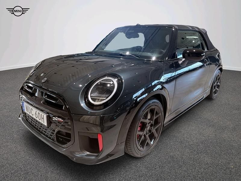 Begagnad Mini John Cooper Works 2025 Grå Halvkombi