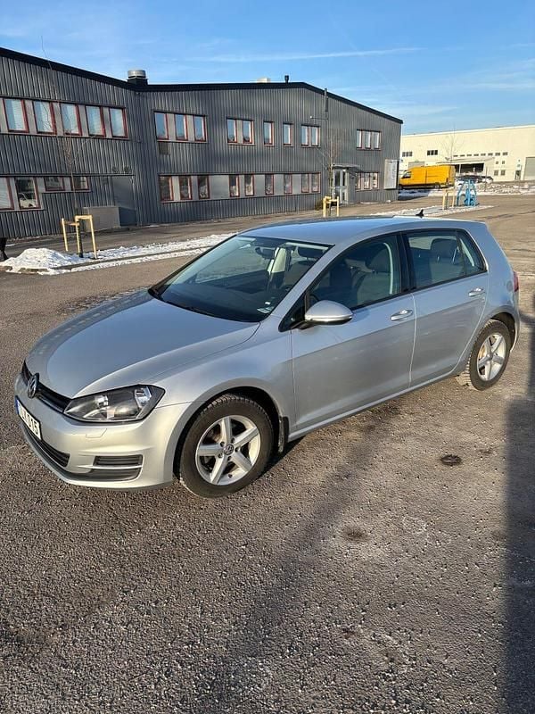 Begagnad 2017 VW Golf VII | 116 000 kr (Bra pris) - Bild 1/4