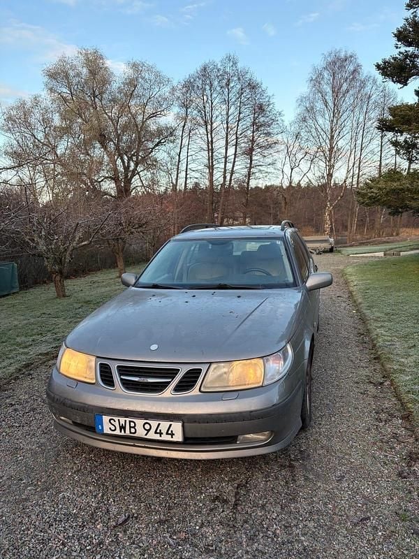 Begagnad 2002 Saab 9-5 Aero Kombi | 29 950 kr (Marknadspris) - Bild 1/4