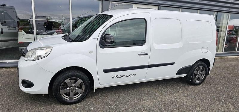 Vit Begagnad 2017 Renault Kangoo Minibuss | 89 900 kr (Marknadspris) - Bild 1/4