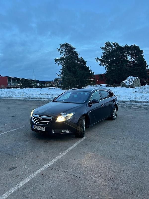 Begagnad Opel Insignia 195 HK (143 kW) 2012 Kombi