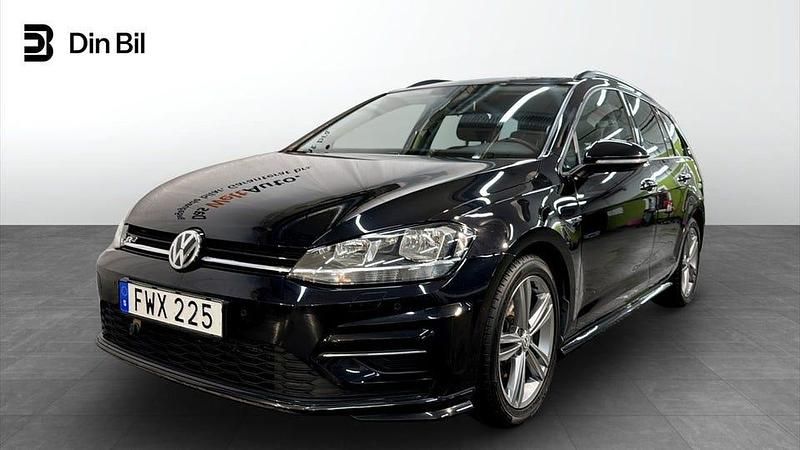 Begagnad VW Golf VII R-line 110 HK (80 kW) 2018 Deep black pearl Kombi