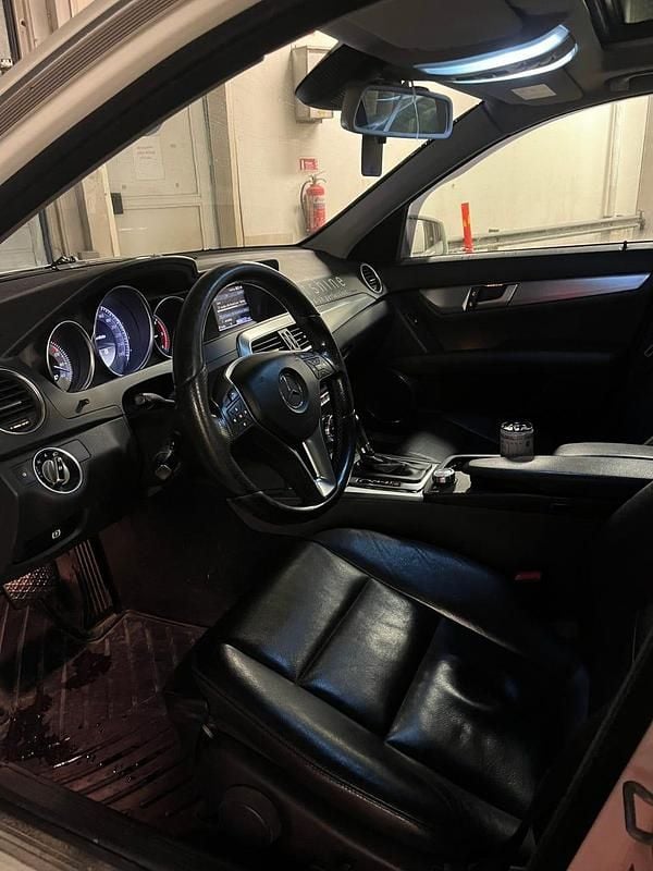 Begagnad Mercedes C250 204 HK (150 kW) 2012