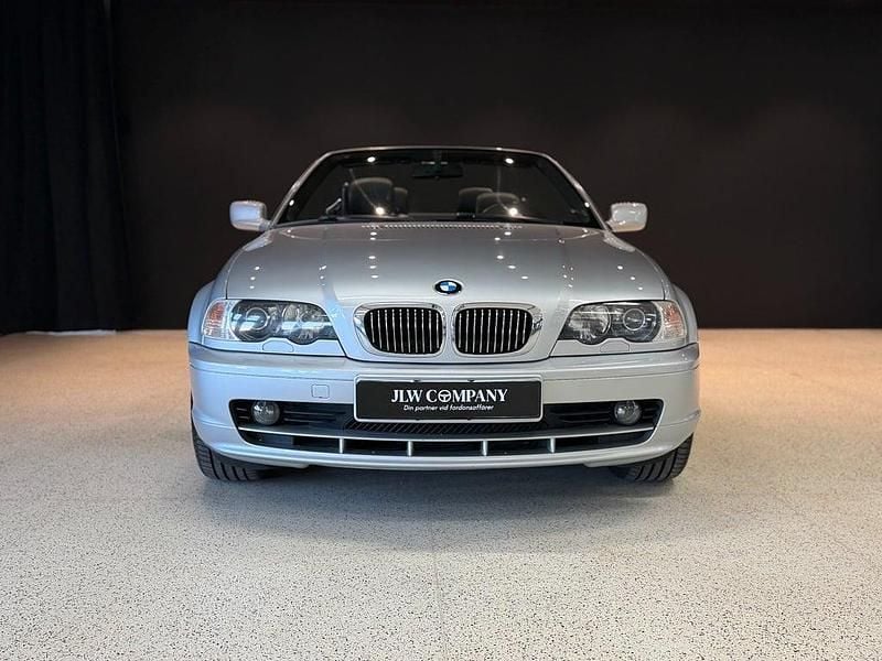 Begagnad BMW 323 Cabriolet 170 HK (125 kW) 2000 Cab