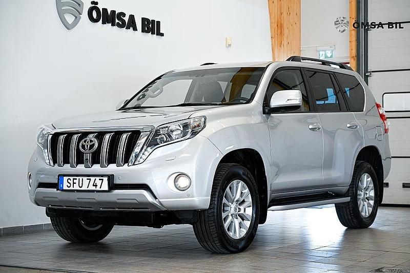 Begagnad Toyota Land Cruiser 2017 Silver