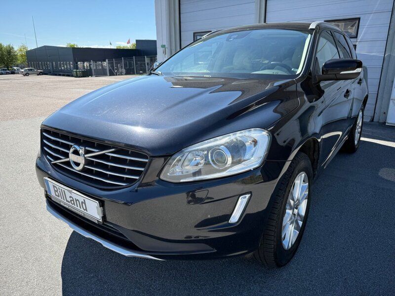 Svart Begagnad 2014 Volvo XC60 Summum SUV | 119 900 kr (Marknadspris) - Bild 1/4