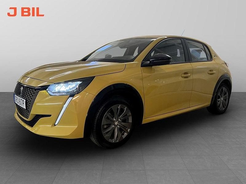 Gul Begagnad 2022 Peugeot e-208 Active Halvkombi | 169 900 kr (Bra pris) - Bild 1/4