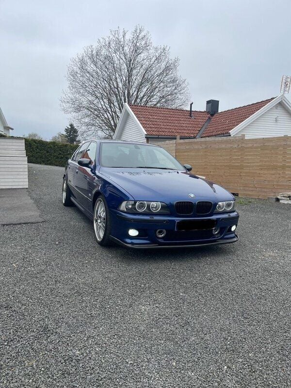 Begagnad 2002 BMW M5 Sedan | 600 000 kr - Bild 1/2