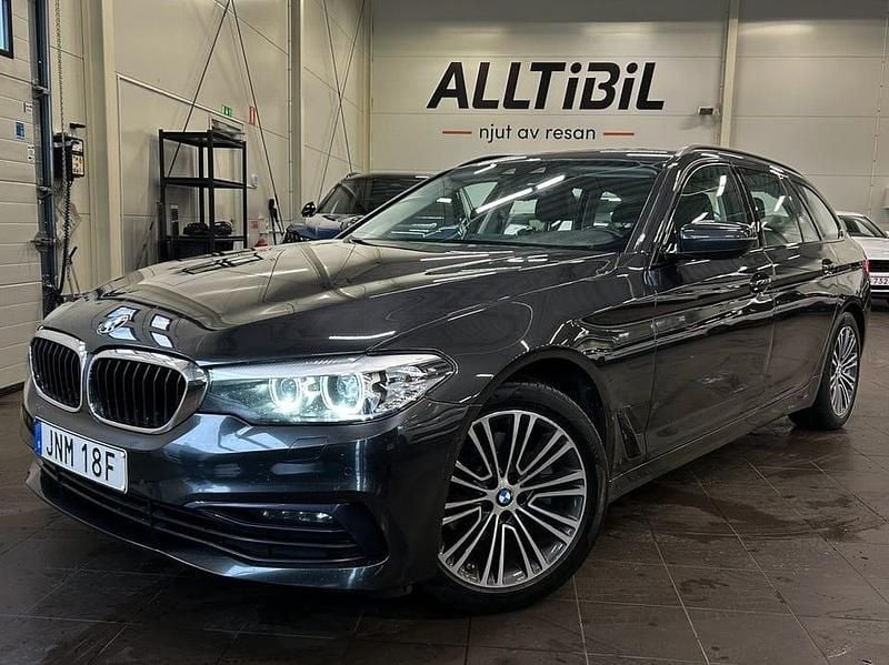 Begagnad BMW 520 Sport Line 190 HK (139 kW) 2019 Grå Kombi