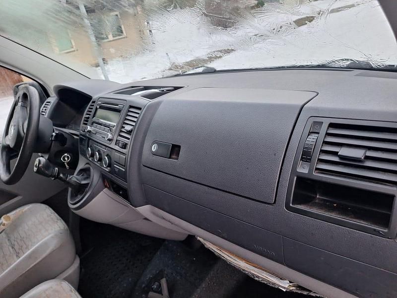 Begagnad VW T5 102 HK (75 kW) 2011 Van