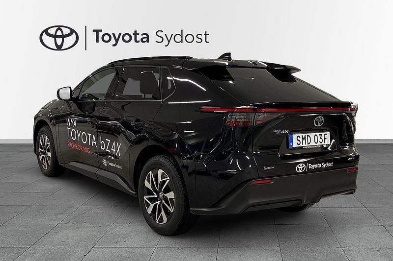 Begagnad Toyota bZ4X 2025 Svart SUV