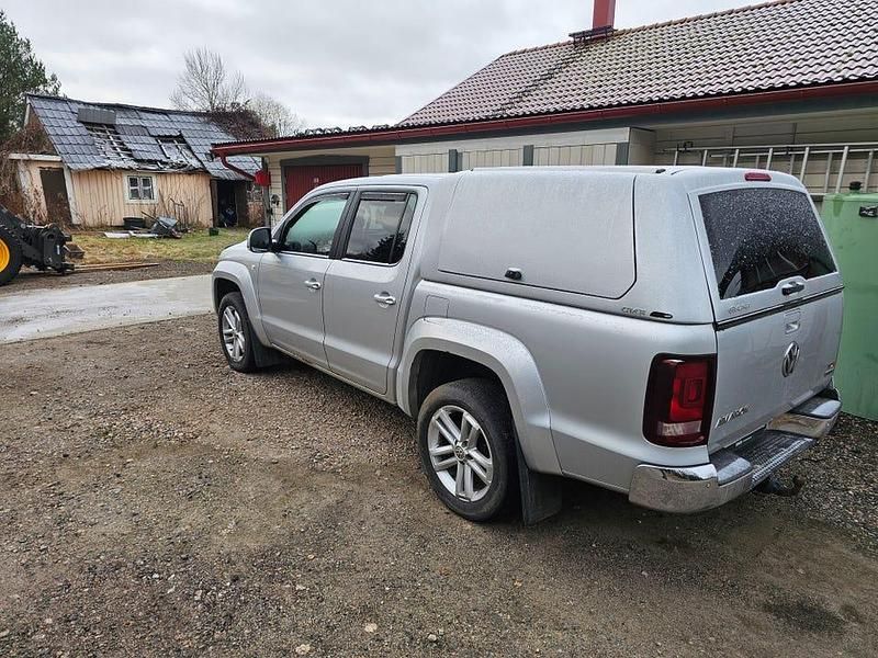 Begagnad VW Amarok 180 HK (132 kW) 2015 Silver Pickup
