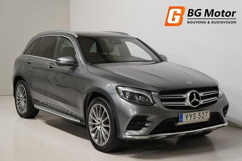 Grå Begagnad 2017 Mercedes GLC250 AMG SUV | 309 900 kr (Lite dyr) - Bild 1/4