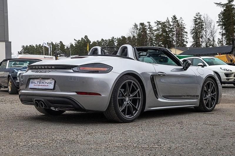 Begagnad Porsche 718 Boxster 301 HK (221 kW) 2019 Silver Cab