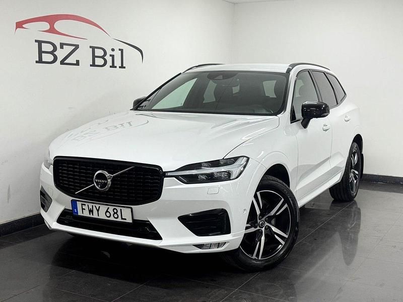 Vit Begagnad 2021 Volvo XC60 R-Design SUV | 329 900 kr (Lite dyr) - Bild 1/4