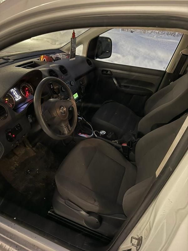 Begagnad VW Caddy Maxi 140 HK (102 kW) 2014 Minibuss