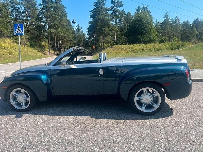 Begagnad Chevrolet SSR 305 HK (224 kW) 2004 Flerfärgad Pickup