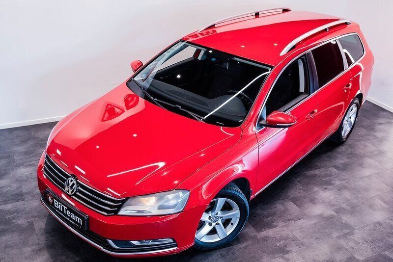 Begagnad VW Passat 141 HK (103 kW) 2013 Röd Kombi