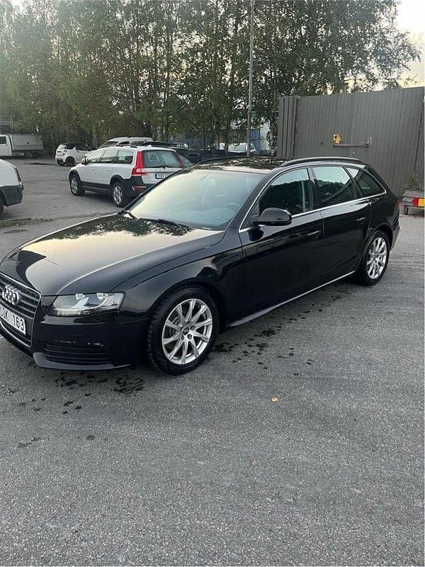 Svart Begagnad 2011 Audi A4 Kombi | 75 000 kr (Bra pris) - Bild 1/4