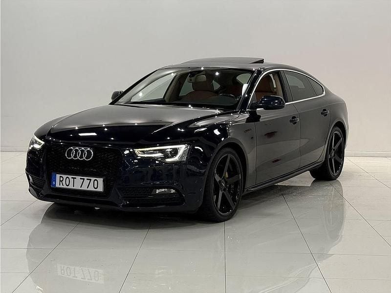 Blå Begagnad 2013 Audi A5 Sportkupé | 159 900 kr - Bild 1/4
