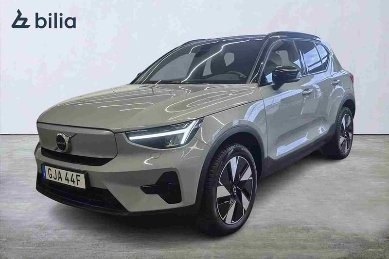 Grå Begagnad 2024 Volvo XC40 SUV | 389 000 kr (Superpris) - Bild 1/1