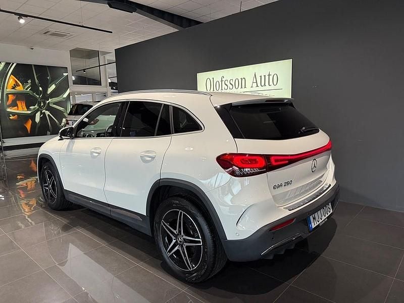 Begagnad Mercedes EQA250 AMG 2022 Vit SUV