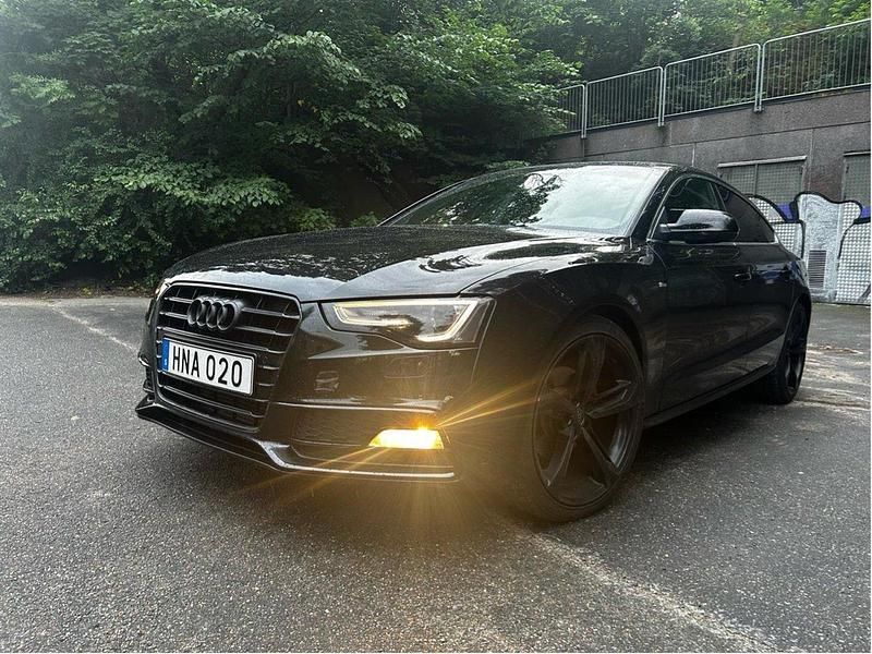Svart Begagnad 2014 Audi A5 Sportback S-Line Halvkombi | 139 900 kr (Bra pris) - Bild 1/4