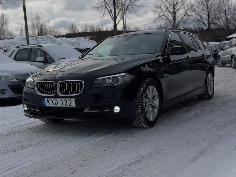 Begagnad BMW 520 190 HK (139 kW) 2016 Svart Kombi