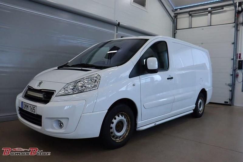 Begagnad Peugeot Expert 164 HK (120 kW) 2015 Vit Van
