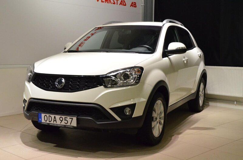 Begagnad Ssangyong (KGM) Korando 179 HK (131 kW) 2017 Vit SUV